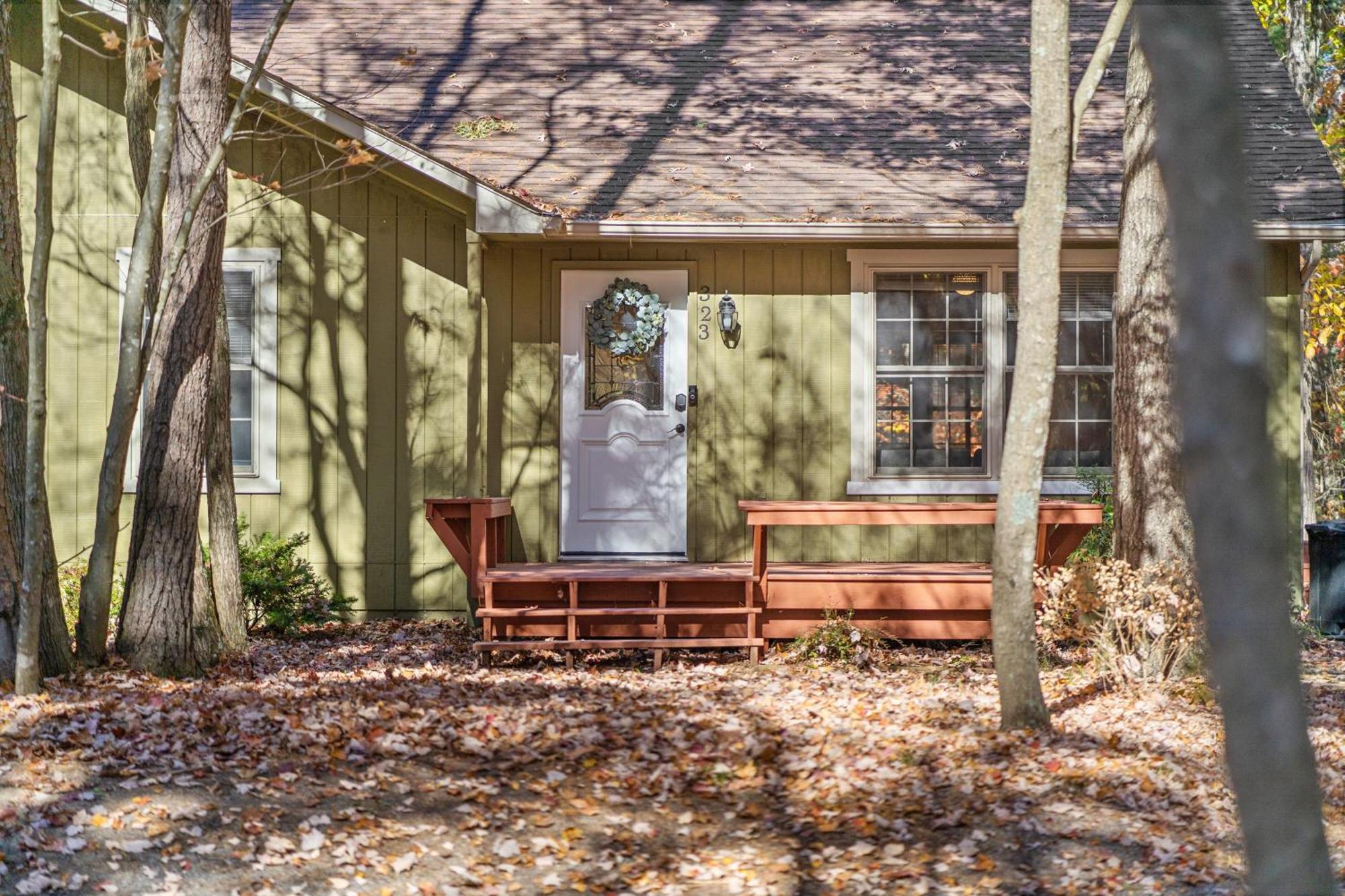 Emerald Cabin W/Hot Tub, Firepit, Lake, Skiing バサイ エクステリア 写真